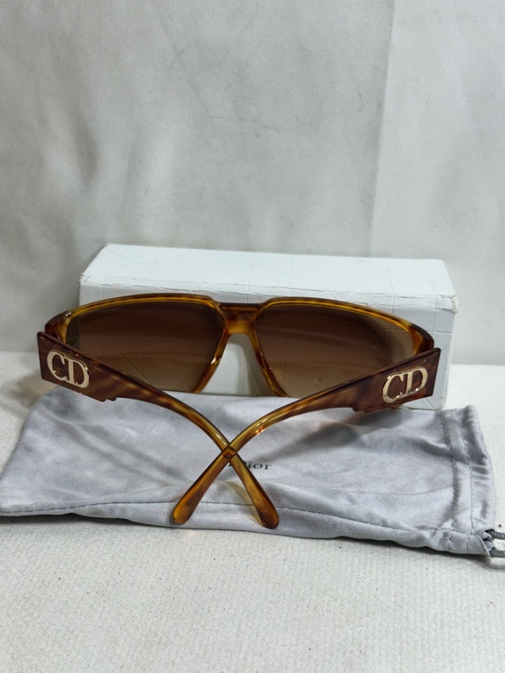 Dior Sunglasses - Picture 7 of 10